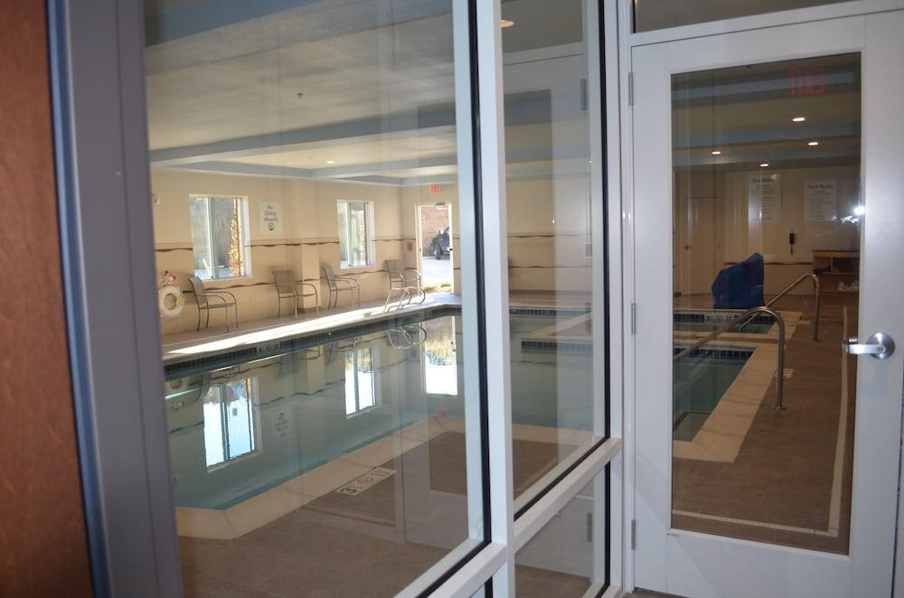 Holiday Inn Express & Suites Golden By Ihg Eksteriør billede