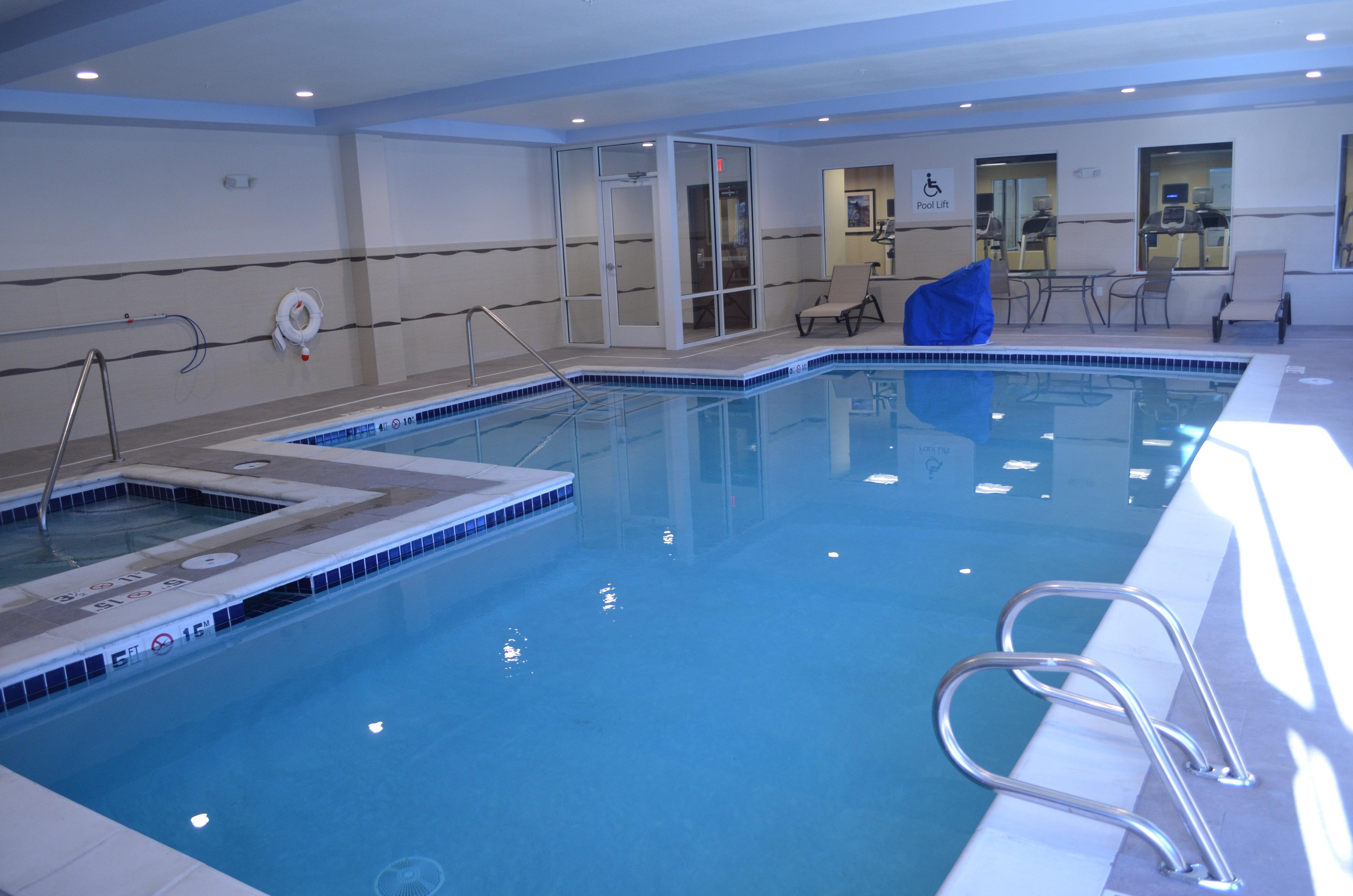 Holiday Inn Express & Suites Golden By Ihg Eksteriør billede